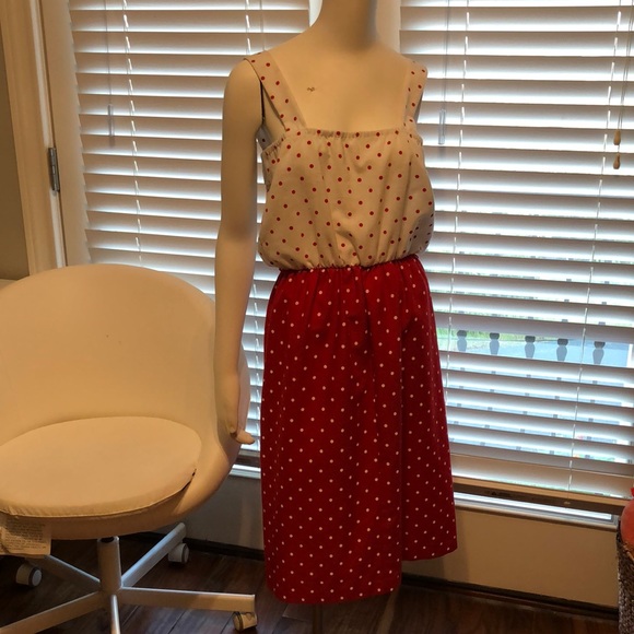Last chance!! Vintage red and white polka dot dress by Toni Todd - Picture 2 of 12